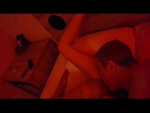❤️ Dinilaan ang aking basang puke. ️❌ Porno sa amin